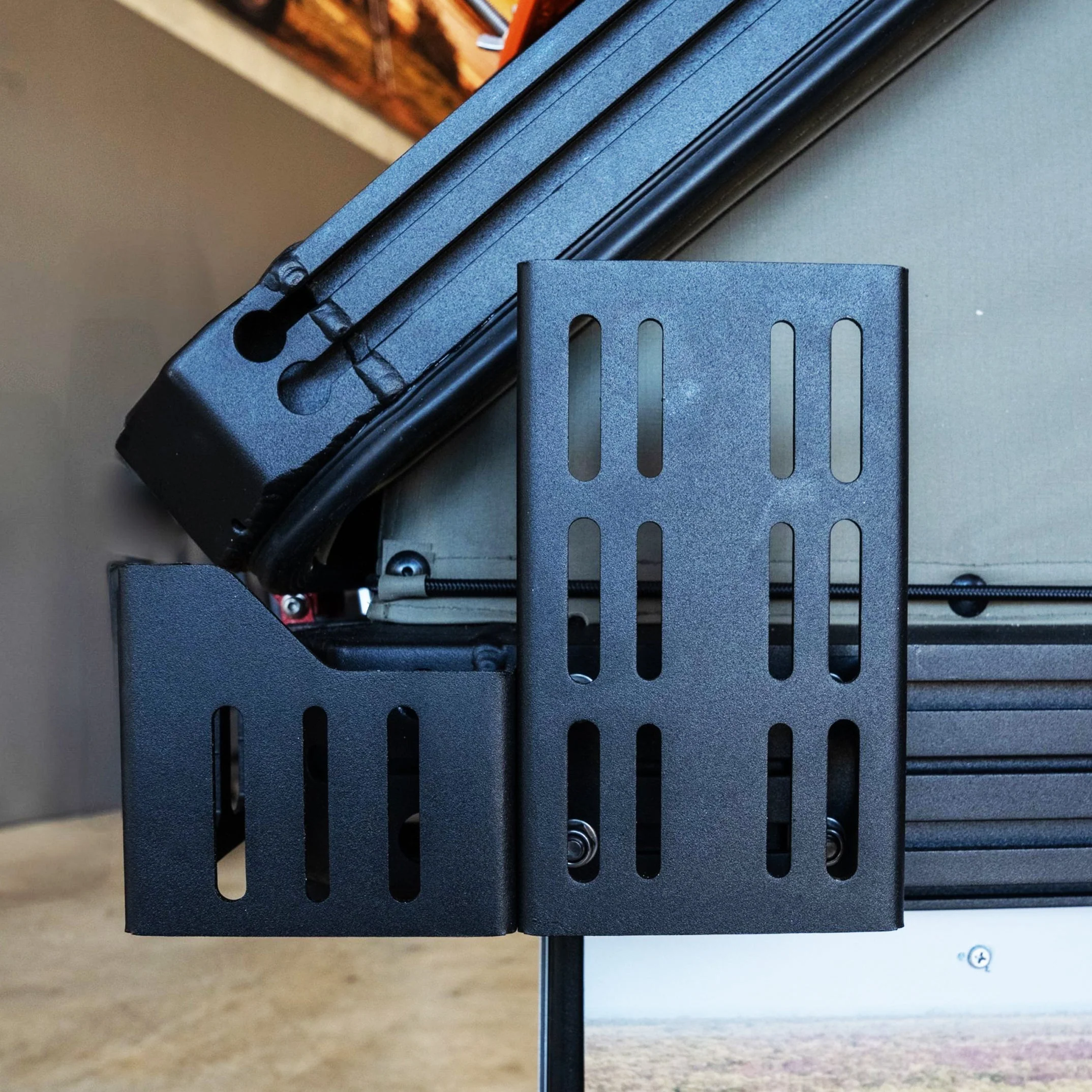 Awning To Tent Bracket 4 Piece - LX27 - Image 4