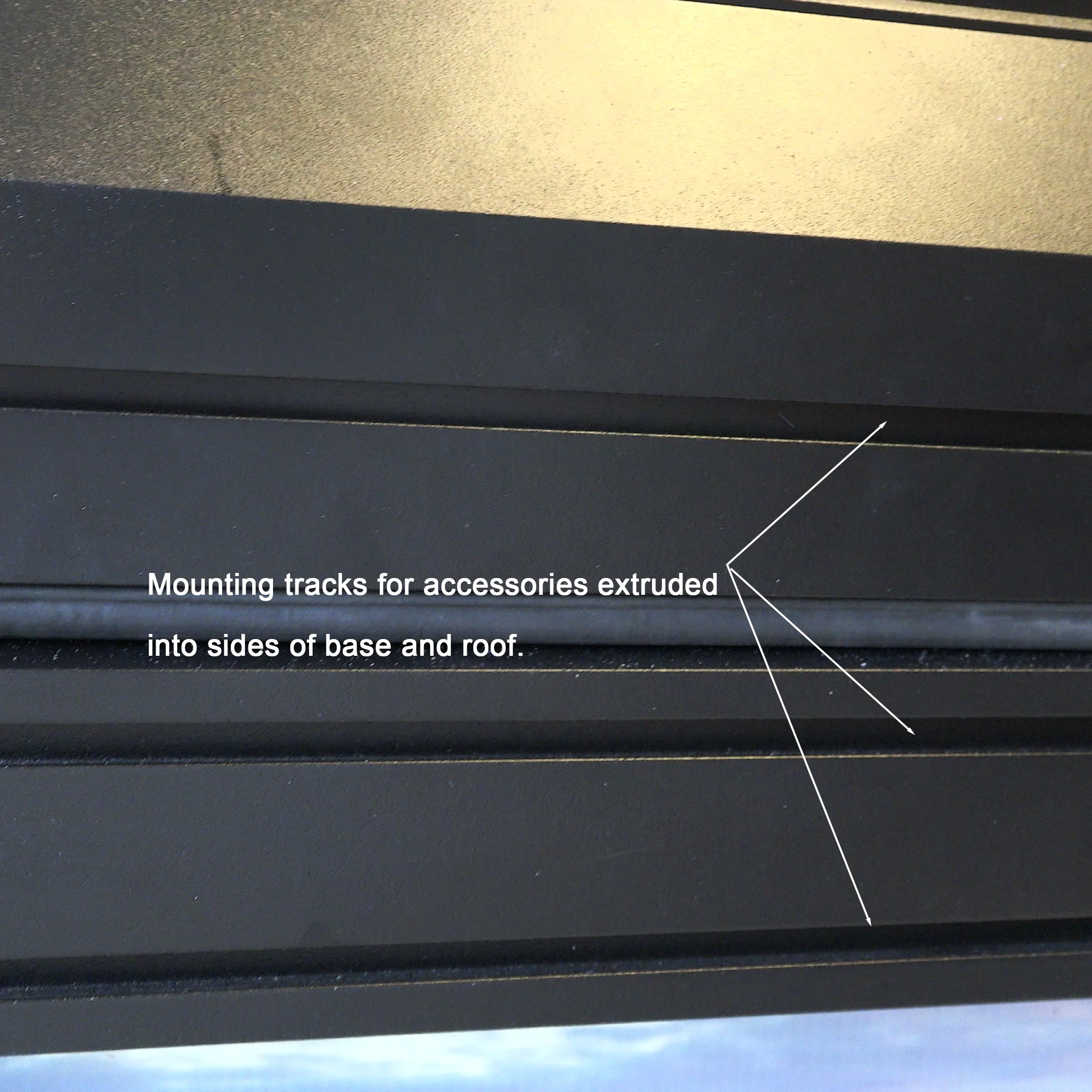 AX27 Clamshell Rooftop Tent - Image 23