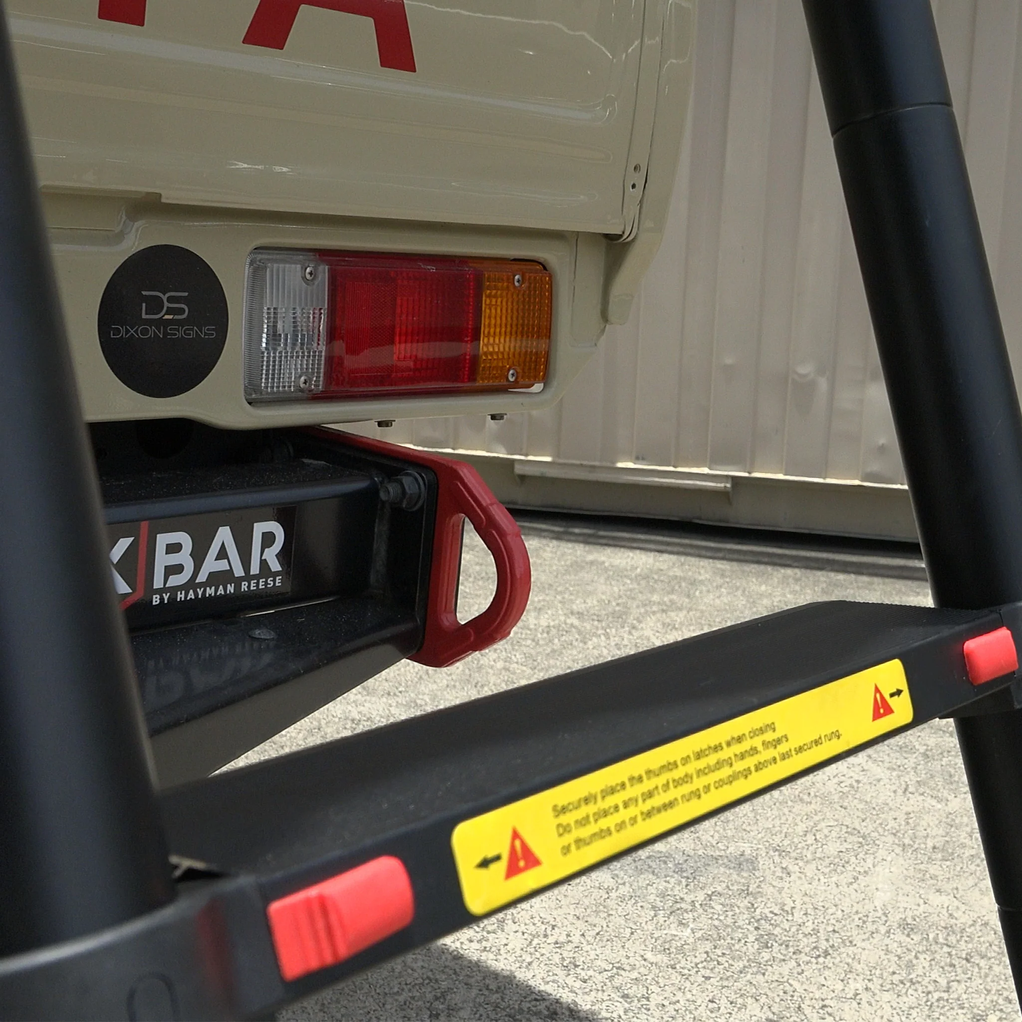 AX27 Clamshell Rooftop Tent - Image 36