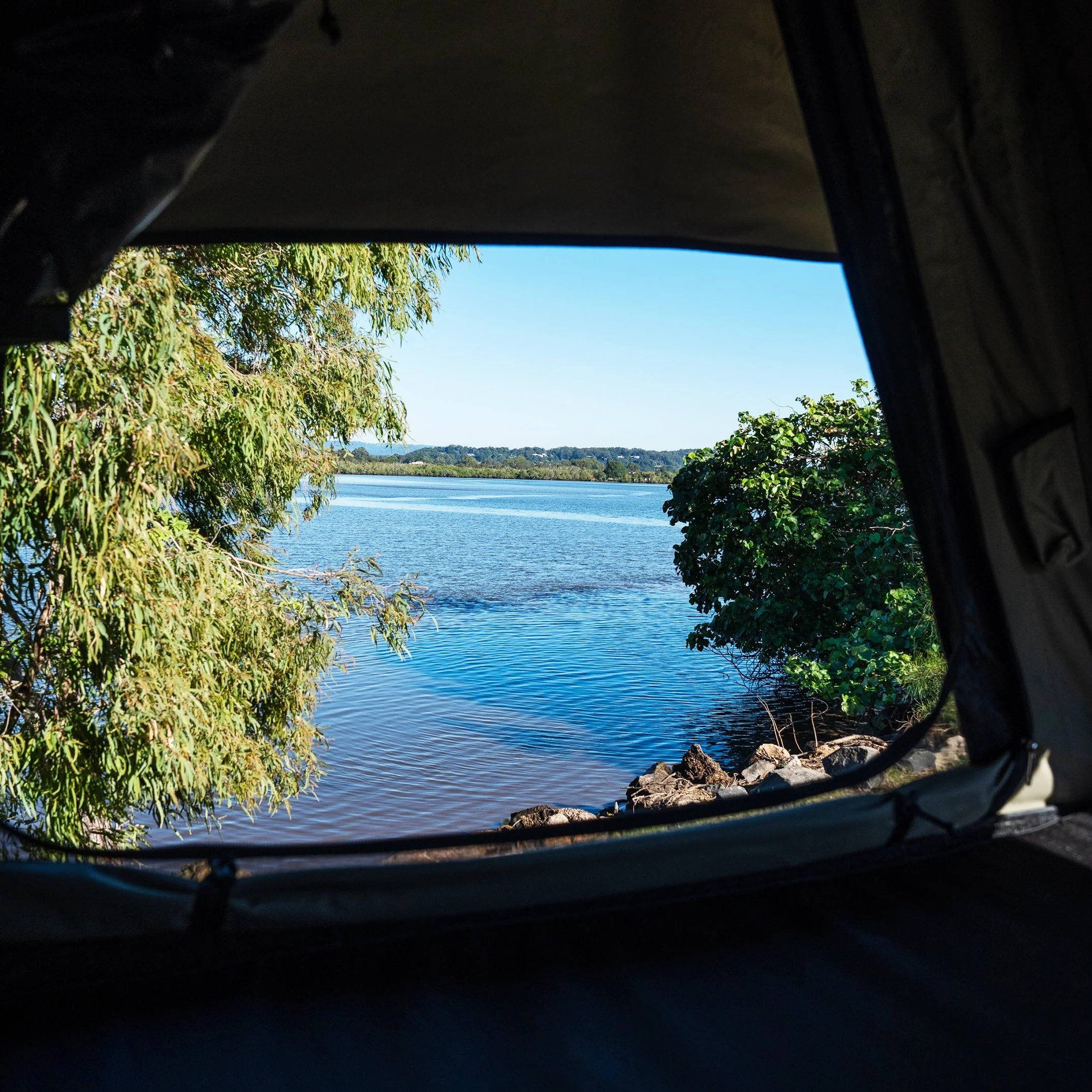LX27 Lightweight Rooftop Tent - Image 12