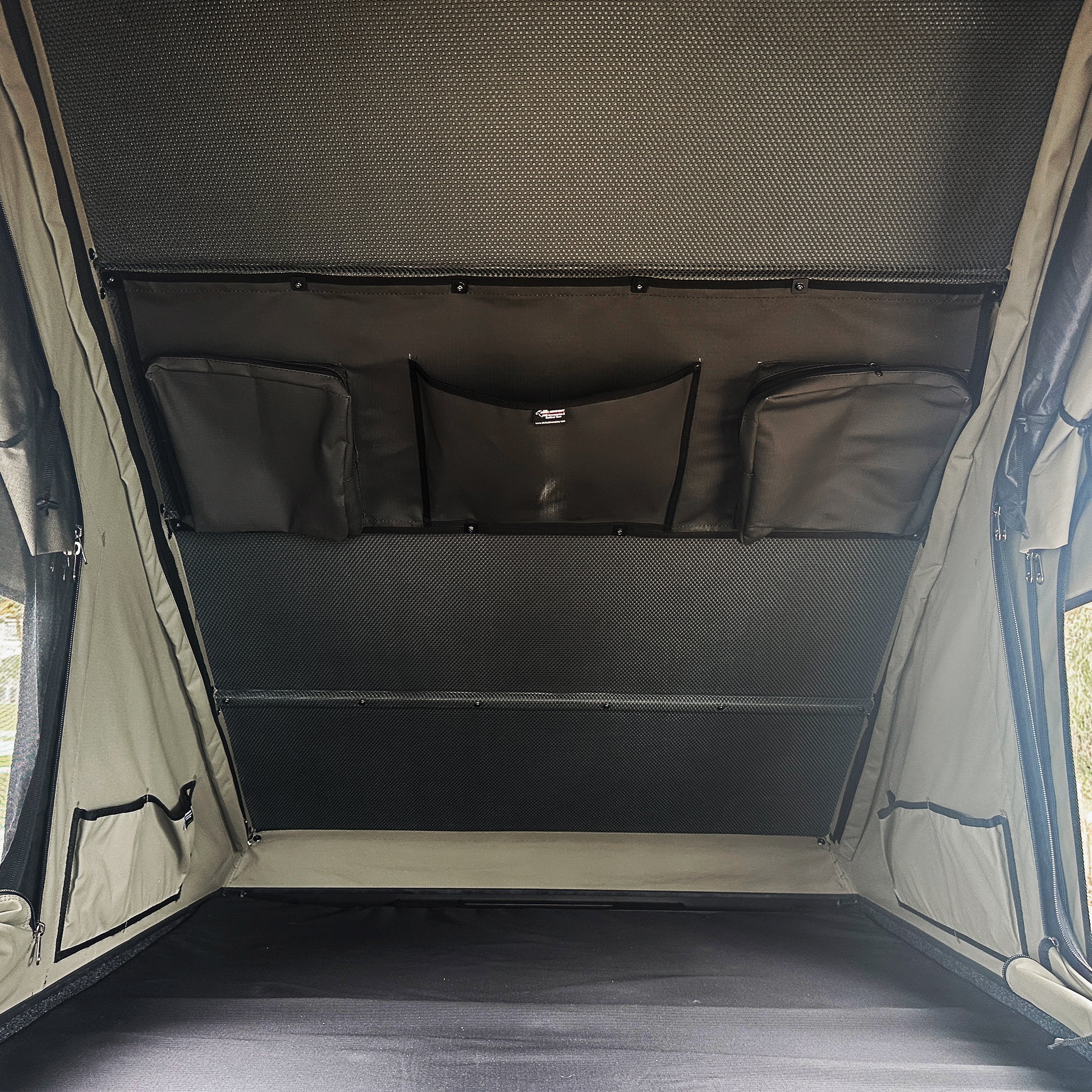 LX27 Lightweight Rooftop Tent - Image 13