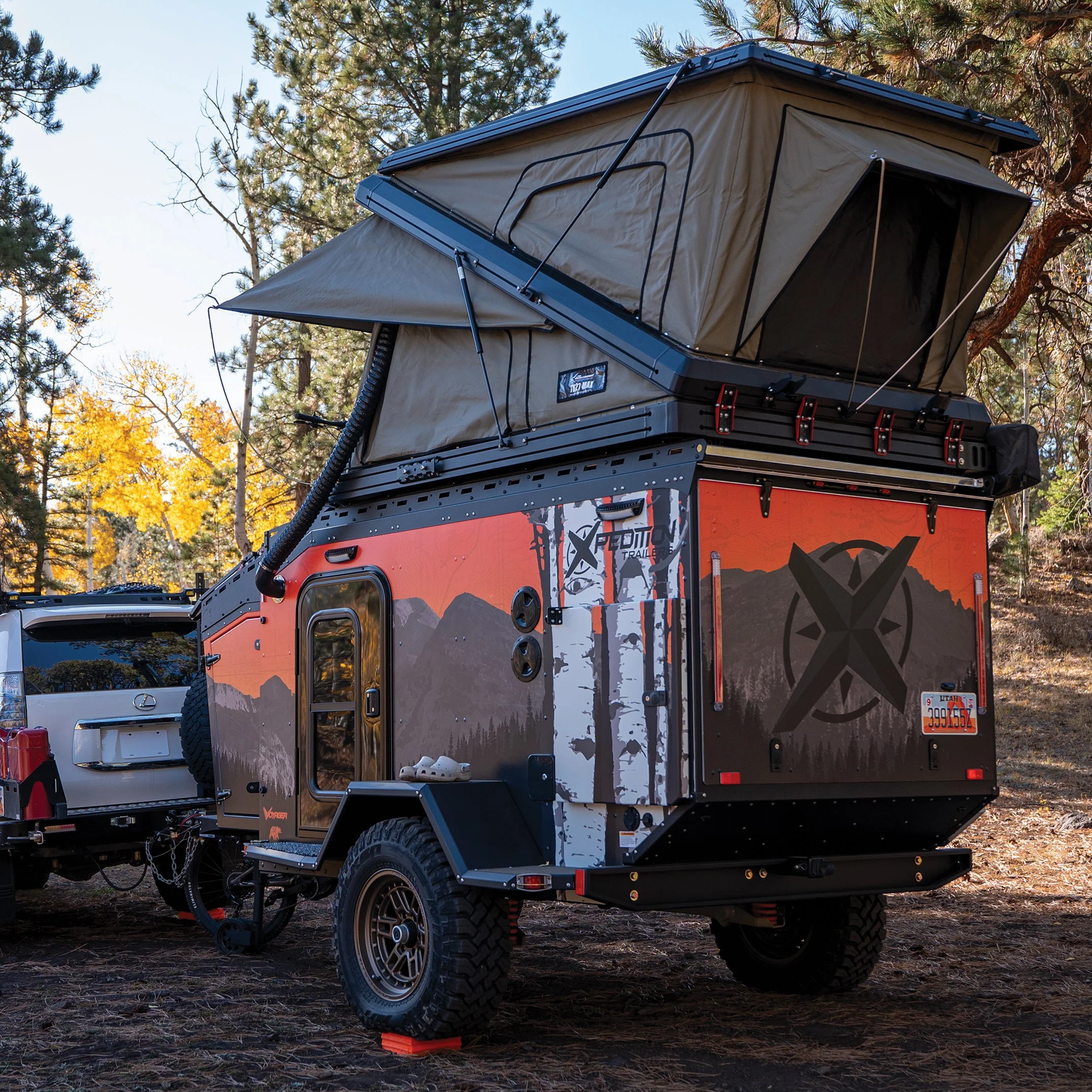 TX27 MAX Hardshell Rooftop Tent - Image 11