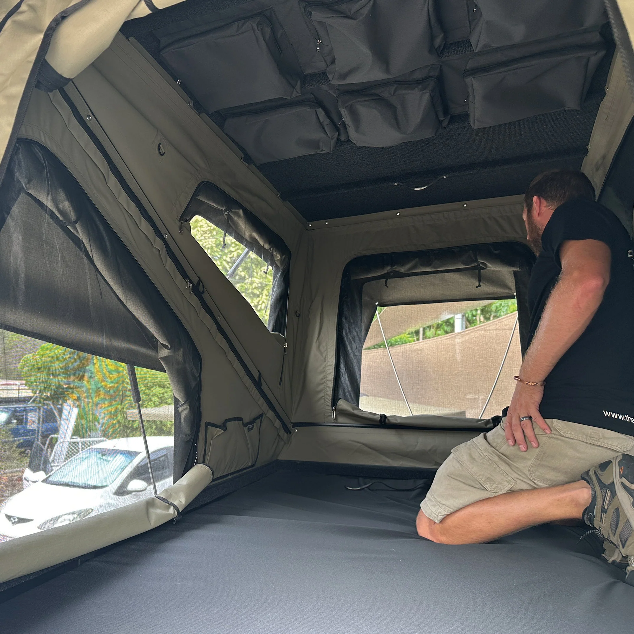 TX27 MAX Hardshell Rooftop Tent - Image 14