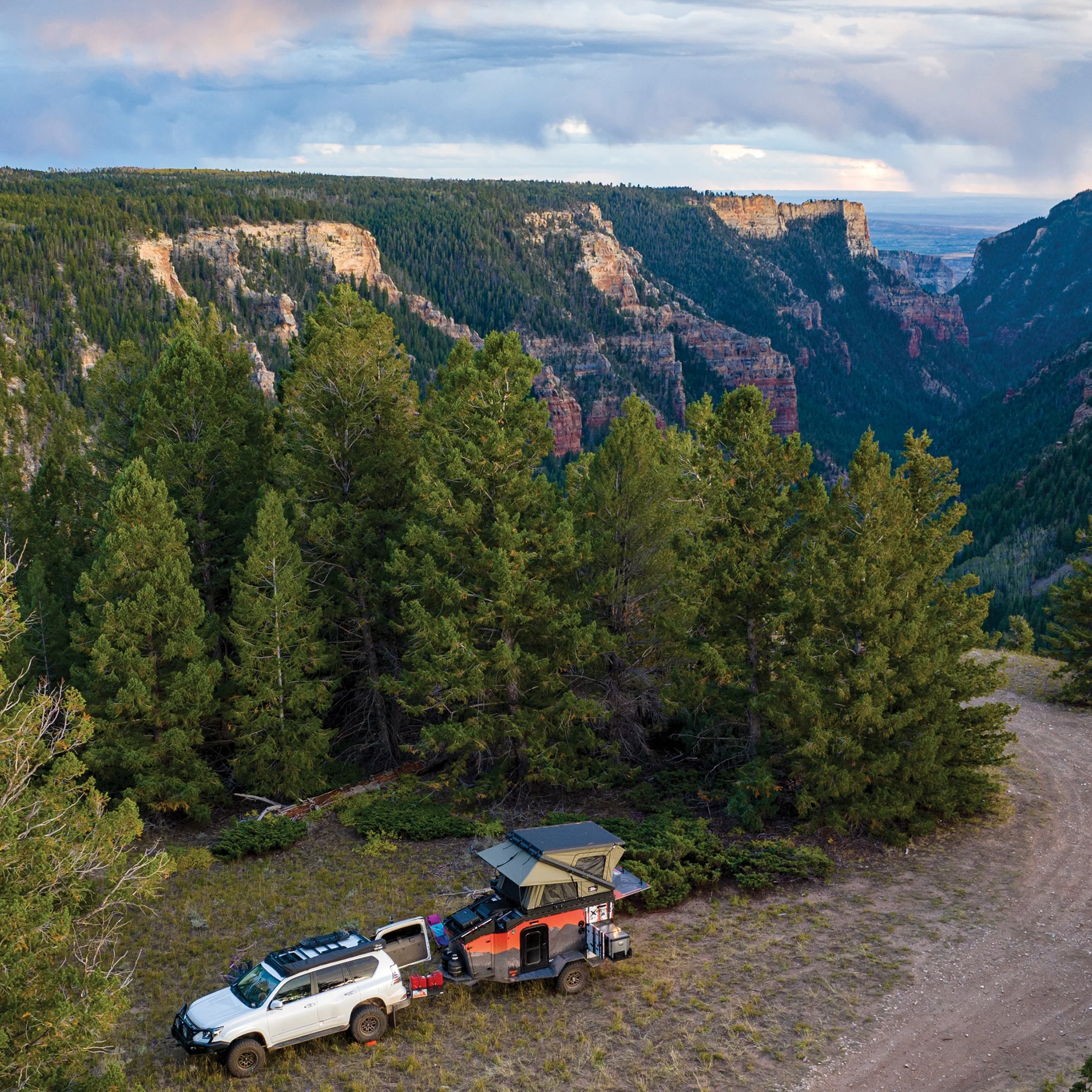 TX27 MAX Hardshell Rooftop Tent - Image 31