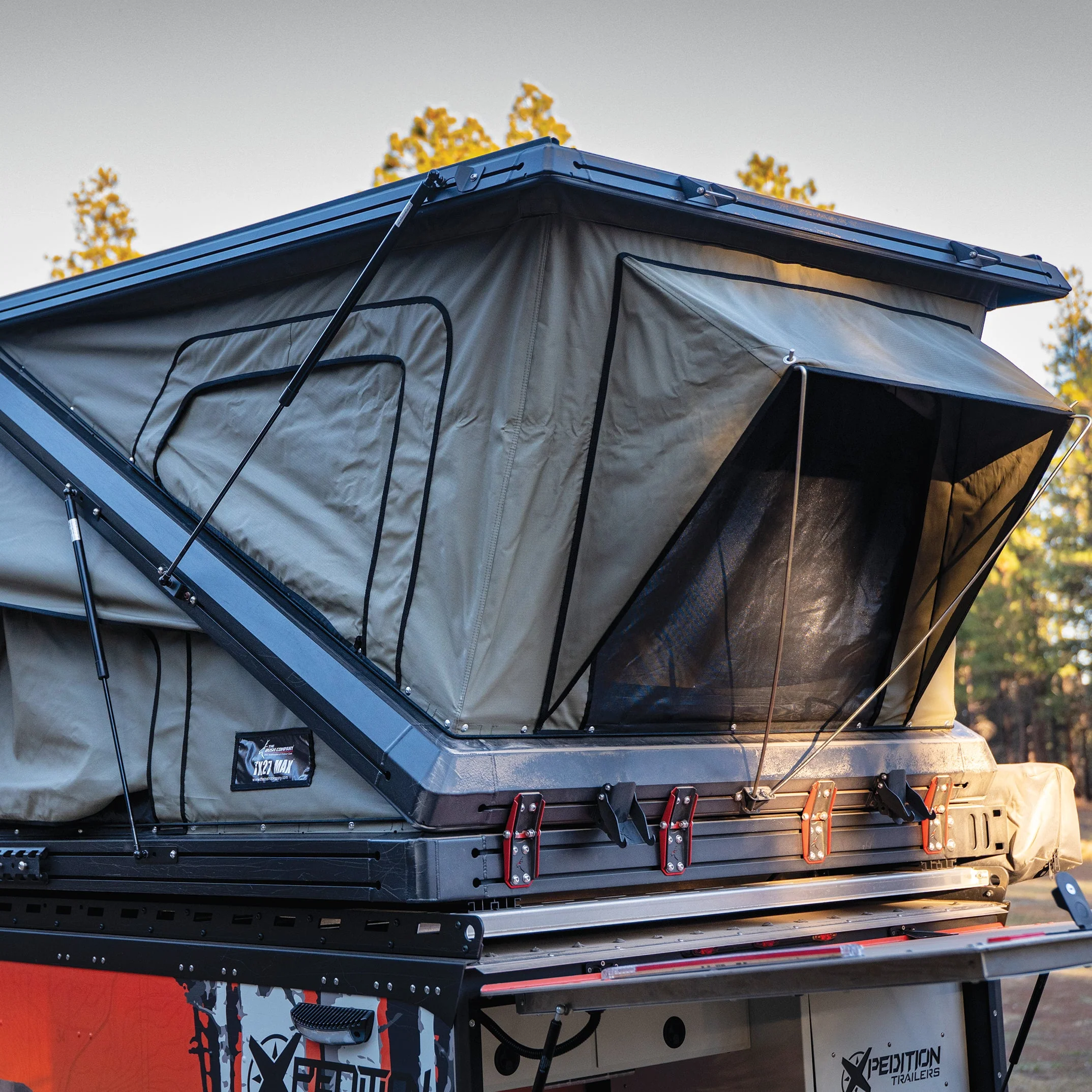 TX27 MAX Hardshell Rooftop Tent - Image 9